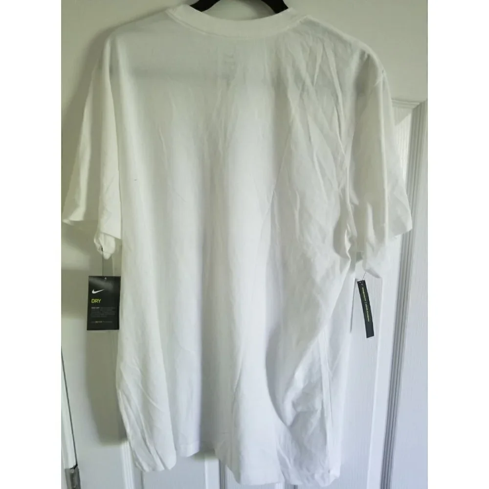 NIKE Basketball‎ Tee